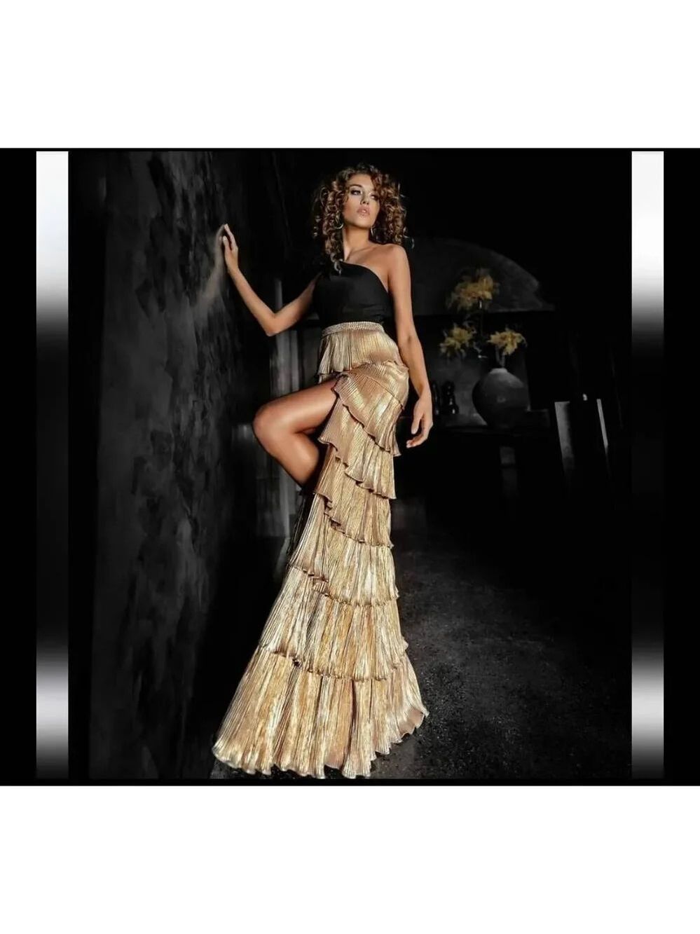 Mac Duggal Ieena Mixed-Media Tiered A-Line Gown Sz 10